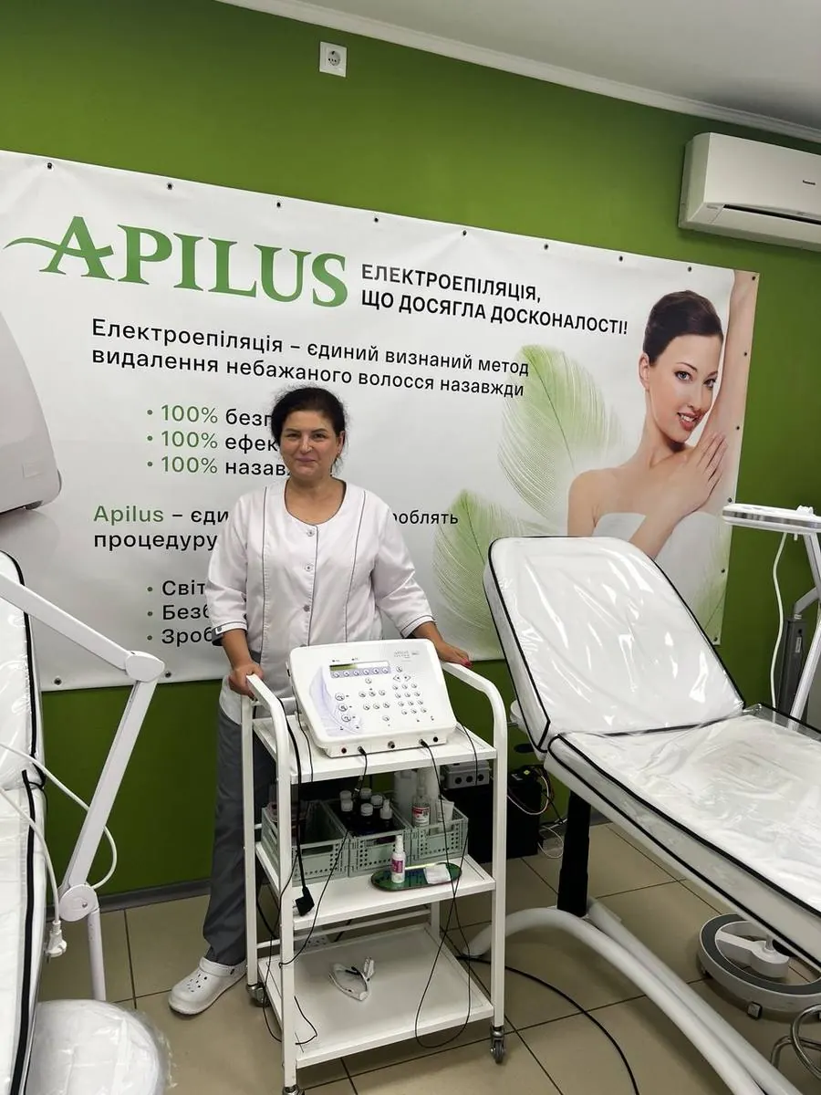 Tetiana junto al Apilus Senior 3G